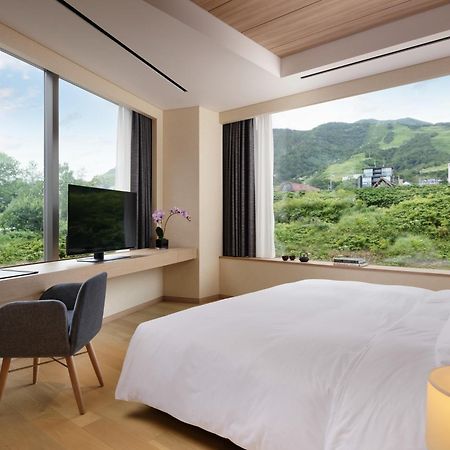 Setsu Niseko Hotel คุตชาน ภายนอก รูปภาพ